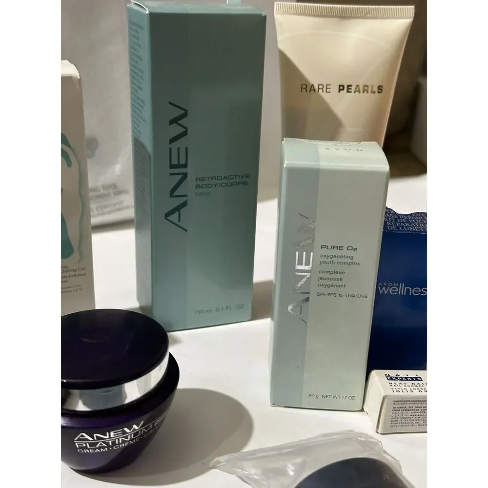 Lot 19 AVON Beauty Items, Perfumes Lotion, Anew,‎ Talc, Makeup, Shower Gel Etc..